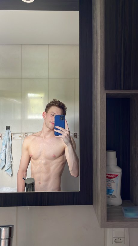Photo nue de fuite OnlyFans de Tom Lovenuts