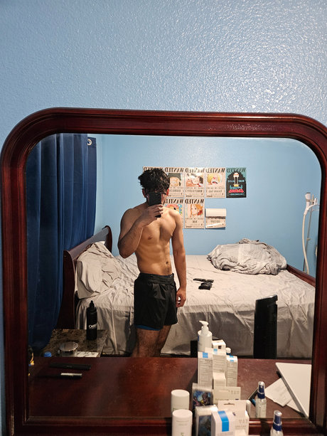 Hungcollegeguy4