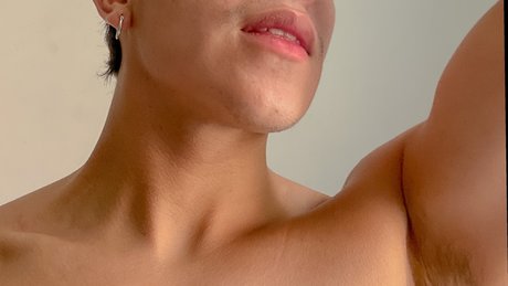 Photo nue de fuite OnlyFans de Juanjoo