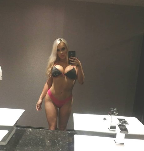 Photo nue de fuite OnlyFans de Miss K 