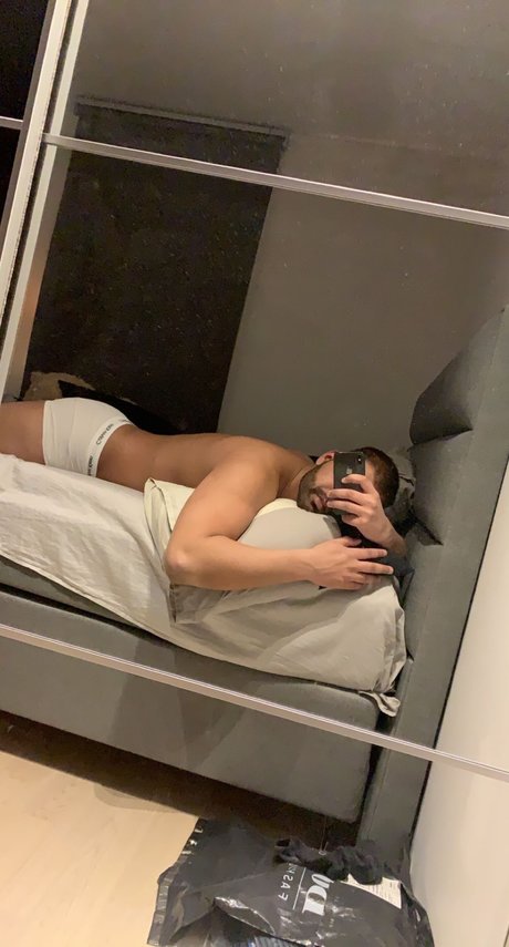 Photo nue de fuite OnlyFans de Viktor