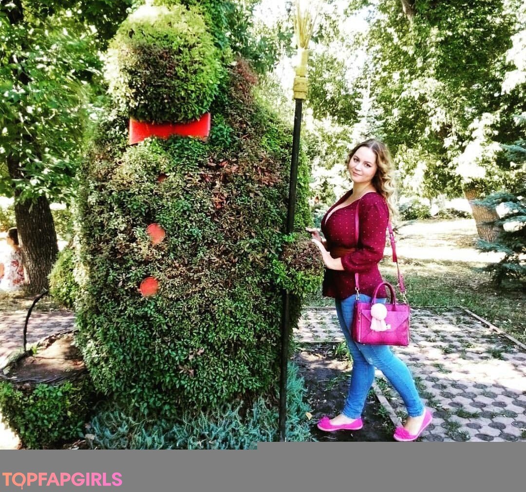 Photo nue de fuite OnlyFans de Holly Garner #143 Photo nue de fuite OnlyFans de Holly Garner #143