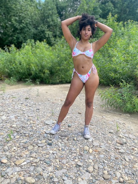 Marti Belle