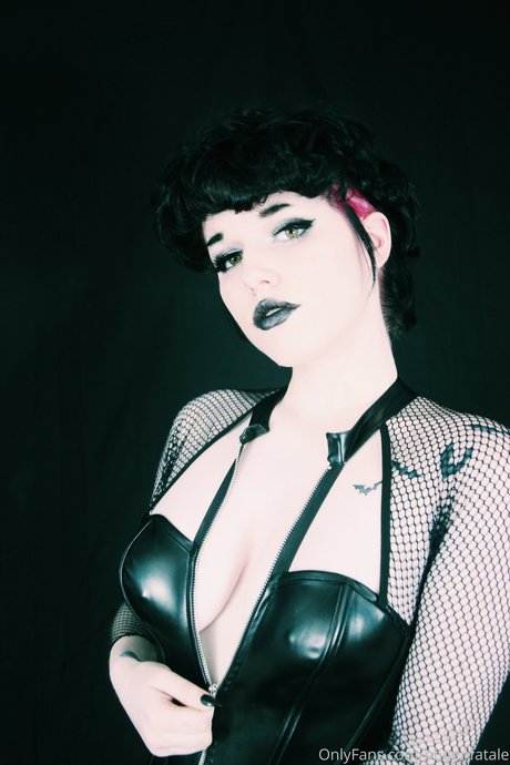 Phoenfatale