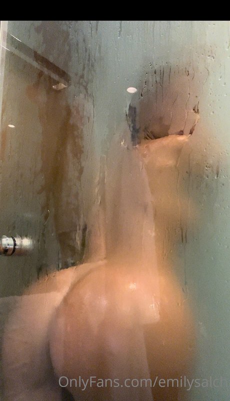 Photo nue de fuite OnlyFans de Emily Salch