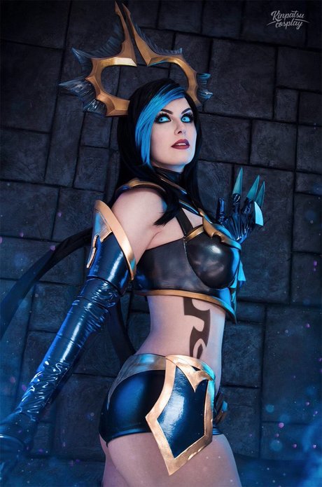 Kinpatsu Cosplay