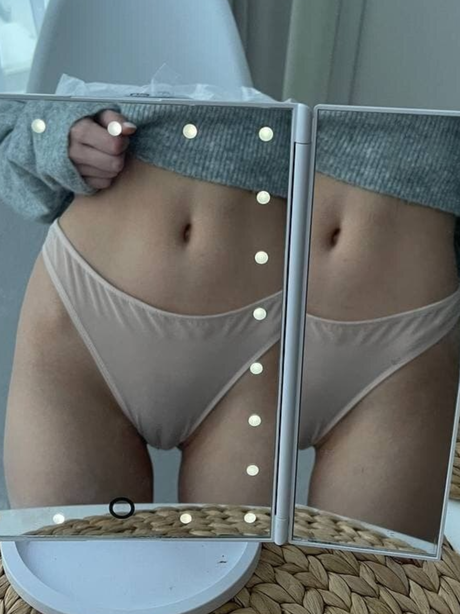 Photo nue de fuite OnlyFans de Nendaranel
