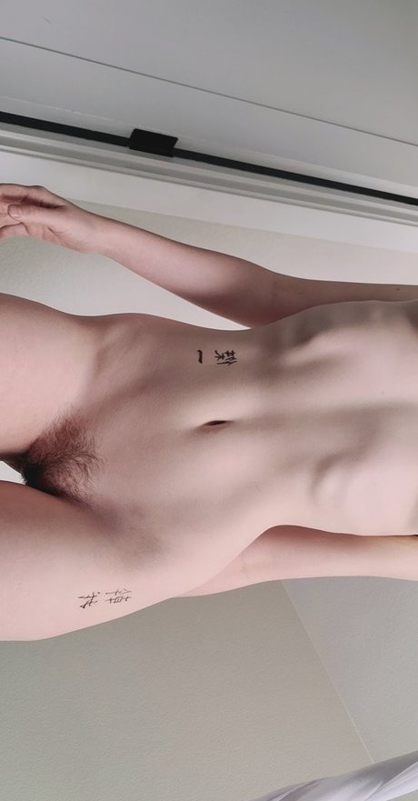 Photo nue de fuite OnlyFans de Snugglepunk