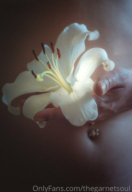Photo nue de fuite OnlyFans de Thegarnetsoul