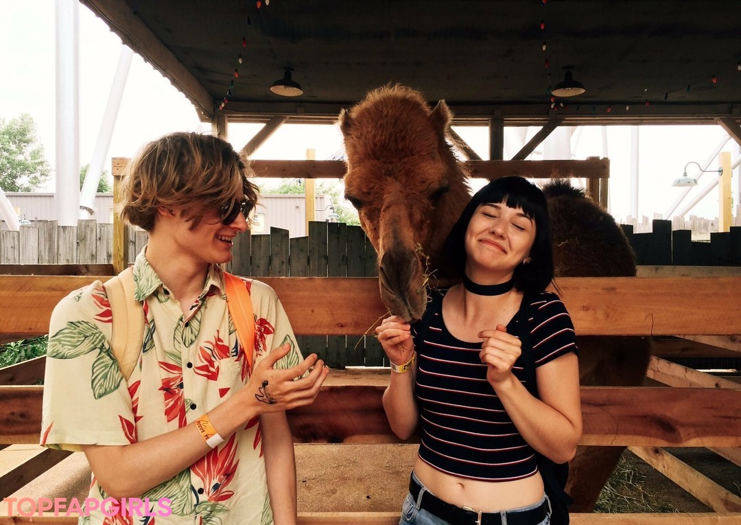 Photo nue de fuite OnlyFans de Savannah Brown #55 Photo nue de fuite OnlyFans de Savannah Brown #55