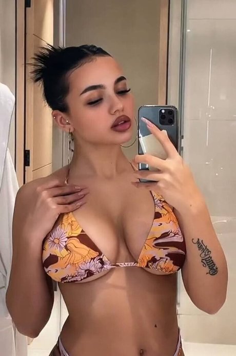 Valya Karnaval