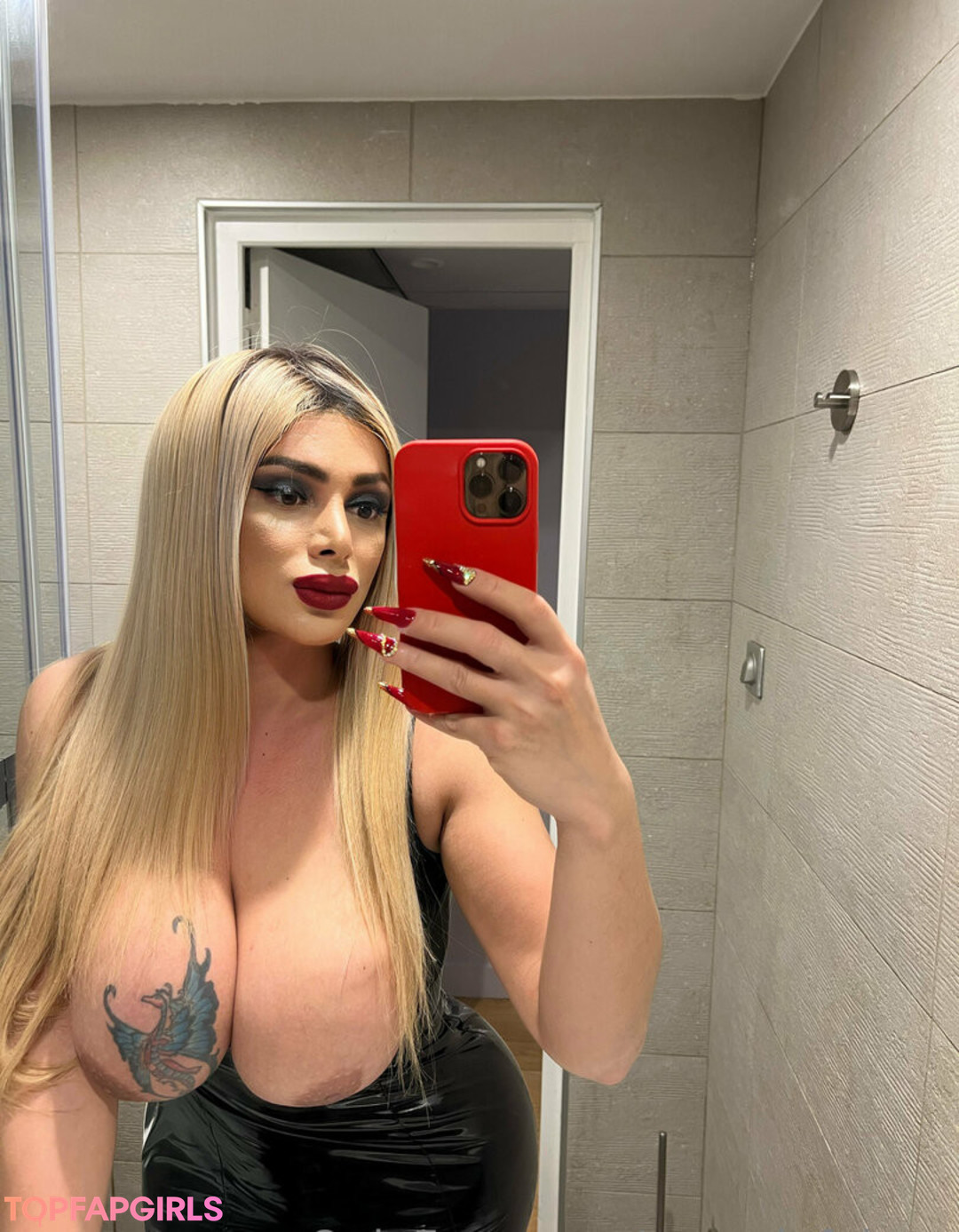 Photo nue de fuite OnlyFans de Pamelafalcao #10 Photo nue de fuite OnlyFans de Pamelafalcao #10