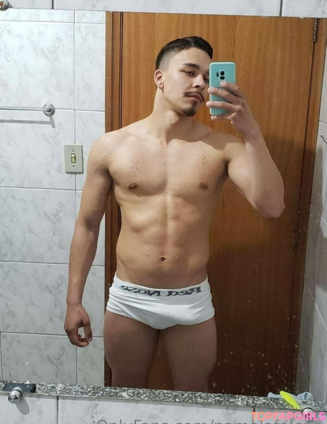 Photo nue de fuite OnlyFans de Pamelafalcao #40 Photo nue de fuite OnlyFans de Pamelafalcao #40