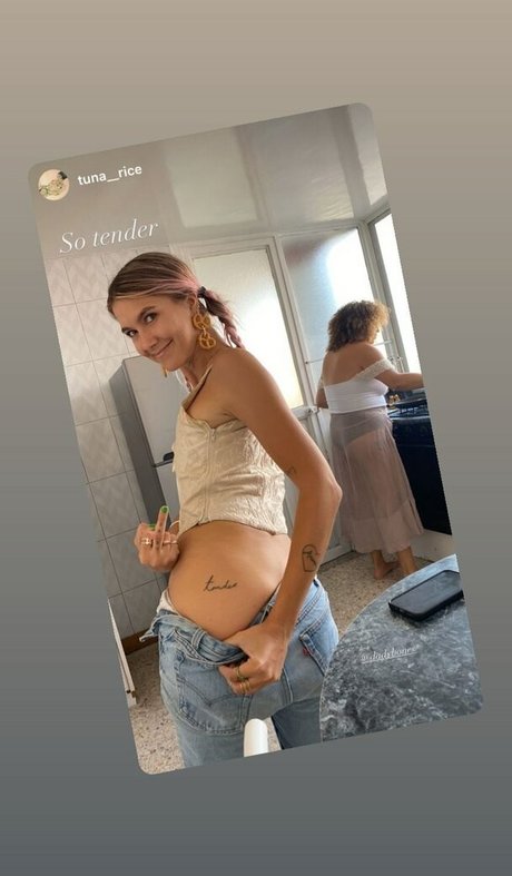 Photo nue de fuite OnlyFans de Lola Abbey
