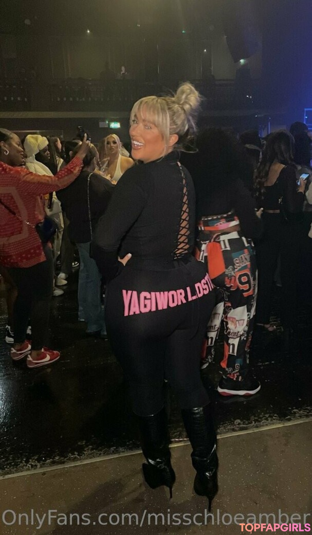 Photo nue de fuite OnlyFans de Misschloeamber #17 Photo nue de fuite OnlyFans de Misschloeamber #17