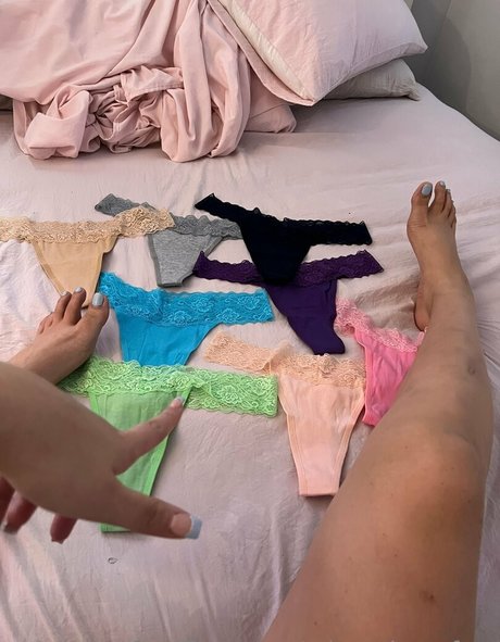 Photo nue de fuite OnlyFans de Misspoizonfree