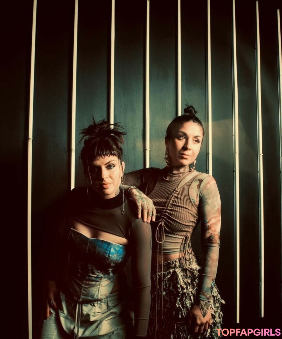 Photo nue de fuite OnlyFans de Krewella #12 Photo nue de fuite OnlyFans de Krewella #12