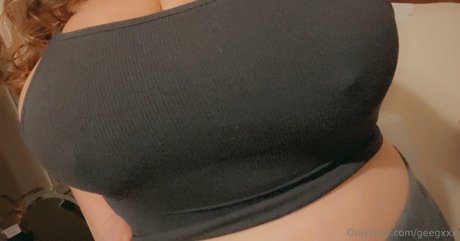 Photo nue de fuite OnlyFans de Geegxxx