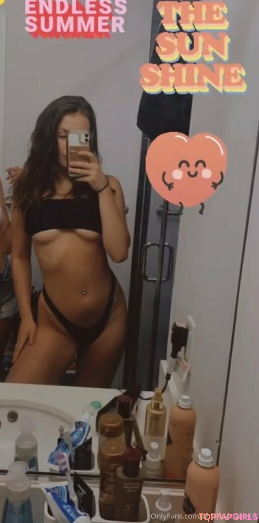Photo nue de fuite OnlyFans de Amandaclaire18 #46 Photo nue de fuite OnlyFans de Amandaclaire18 #46
