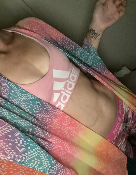 Photo nue de fuite OnlyFans de Kendraheaux
