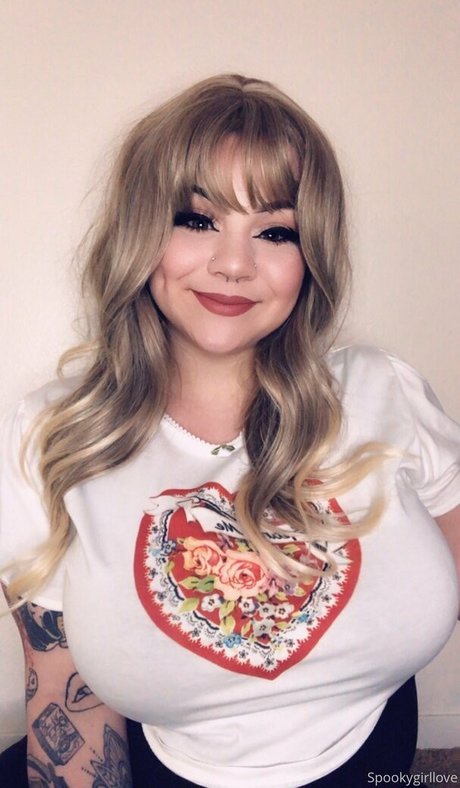 SpookyGirlLove