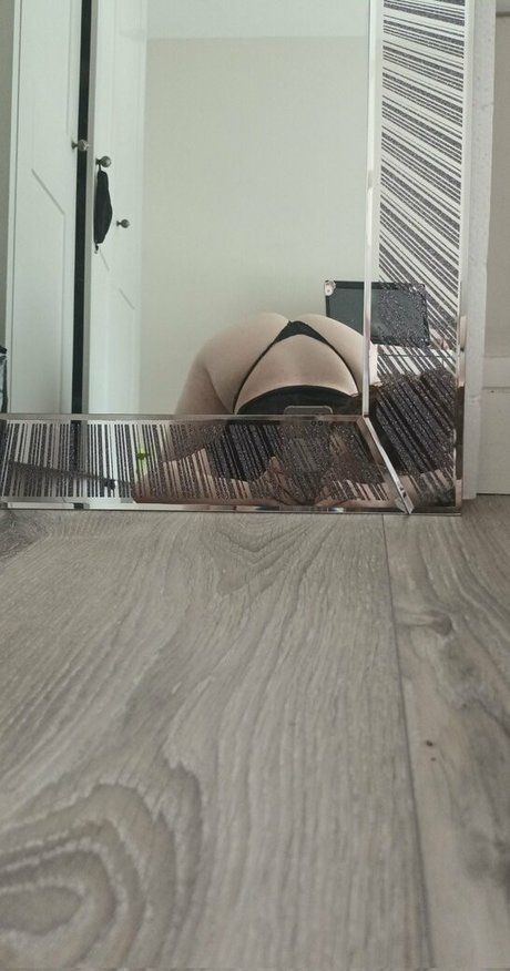 Photo nue de fuite OnlyFans de Urlilsuccubus
