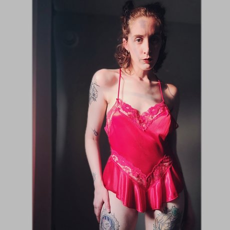 Miss Ari Of The Labyrinth