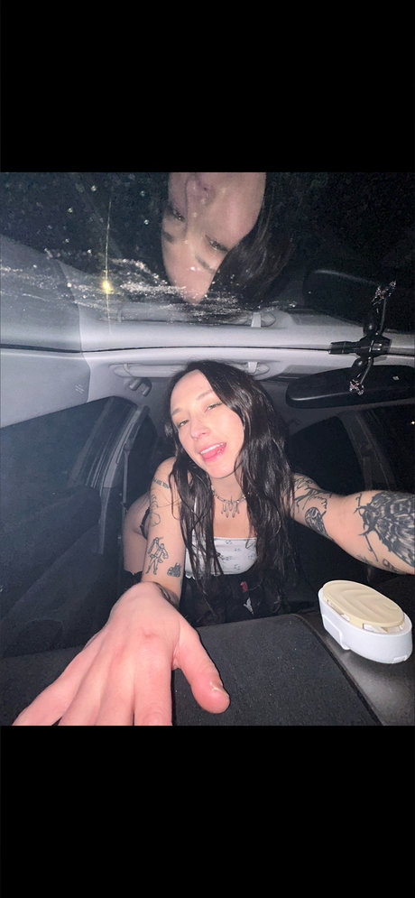 Photo nue de fuite OnlyFans de Pearl