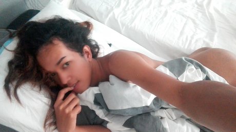 Photo nue de fuite OnlyFans de Sexy Thai Ladyboy 
