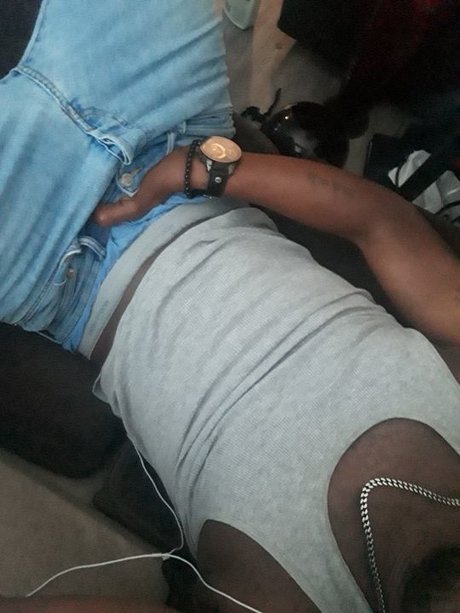 Photo nue de fuite OnlyFans de Rough