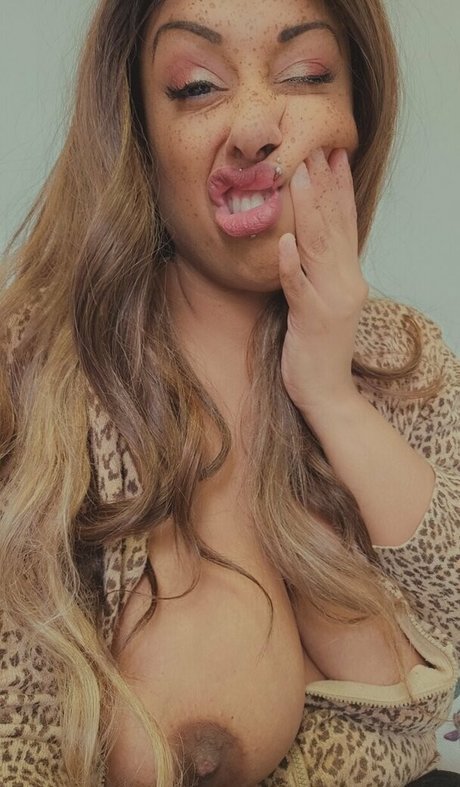 Photo nue de fuite OnlyFans de Marissafrost