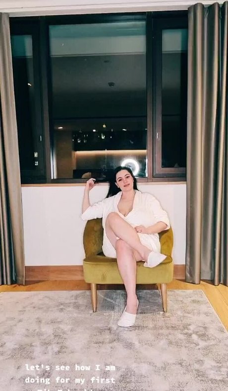 Klara Devine