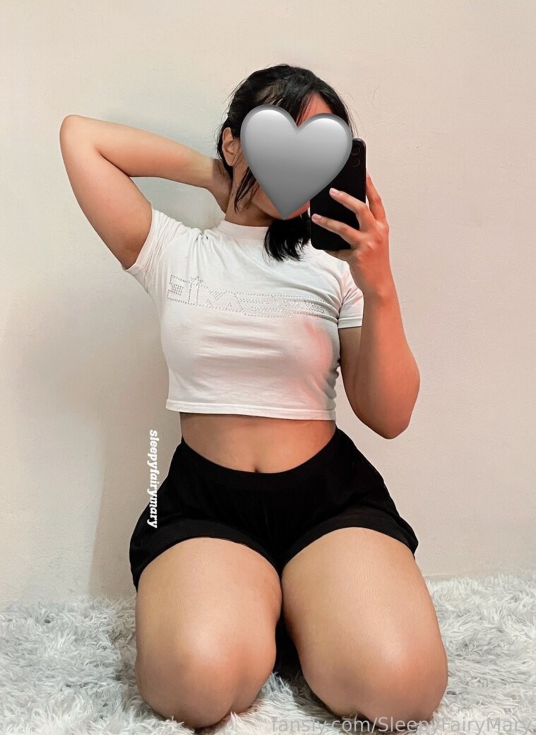 Photo nue de fuite OnlyFans de Fairy Mary #37 Photo nue de fuite OnlyFans de Fairy Mary #37