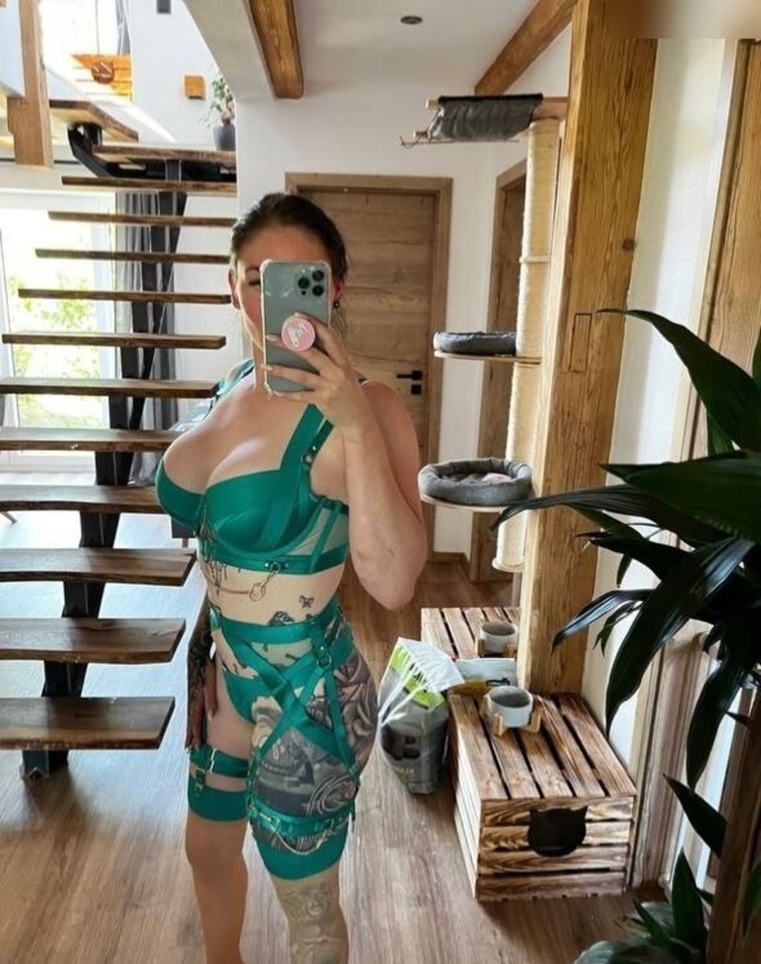 Photo nue de fuite OnlyFans de Little Princess Hedi #4 Photo nue de fuite OnlyFans de Little Princess Hedi #4