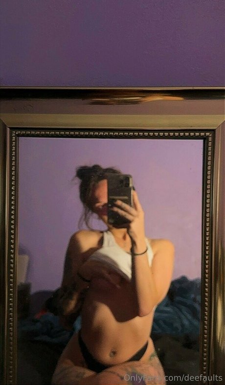 Photo nue de fuite OnlyFans de Deefaults