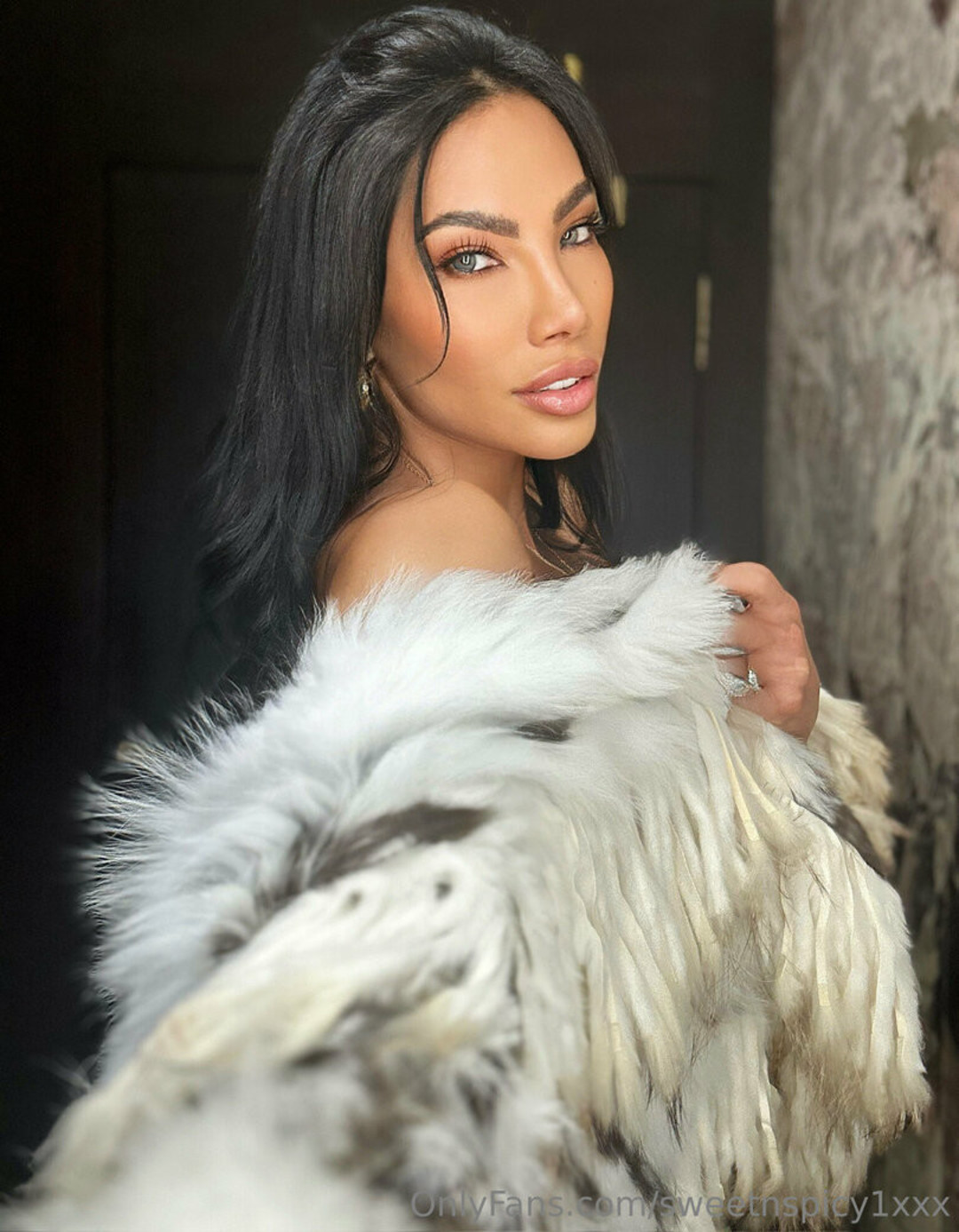 Photo nue de fuite OnlyFans de Sweetnspicy1xxx #4 Photo nue de fuite OnlyFans de Sweetnspicy1xxx #4