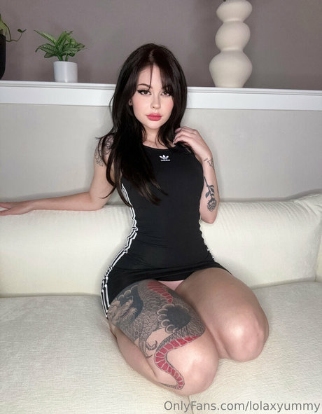 Photo nue de fuite OnlyFans de Lolaknivesxz