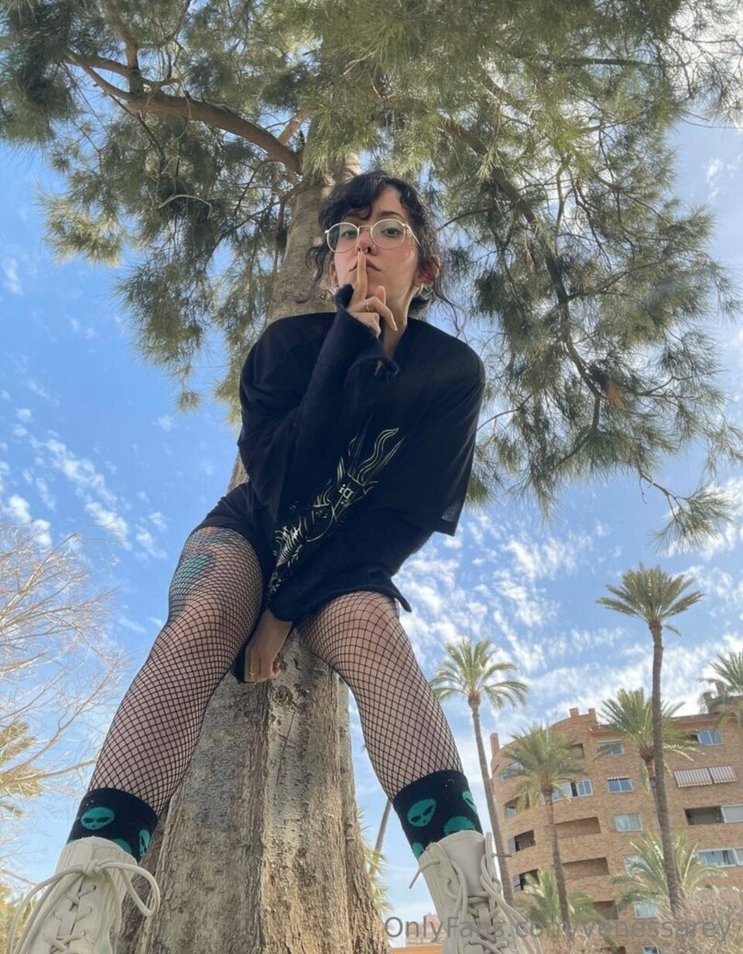 Photo nue de fuite OnlyFans de Venessarey #6 Photo nue de fuite OnlyFans de Venessarey #6