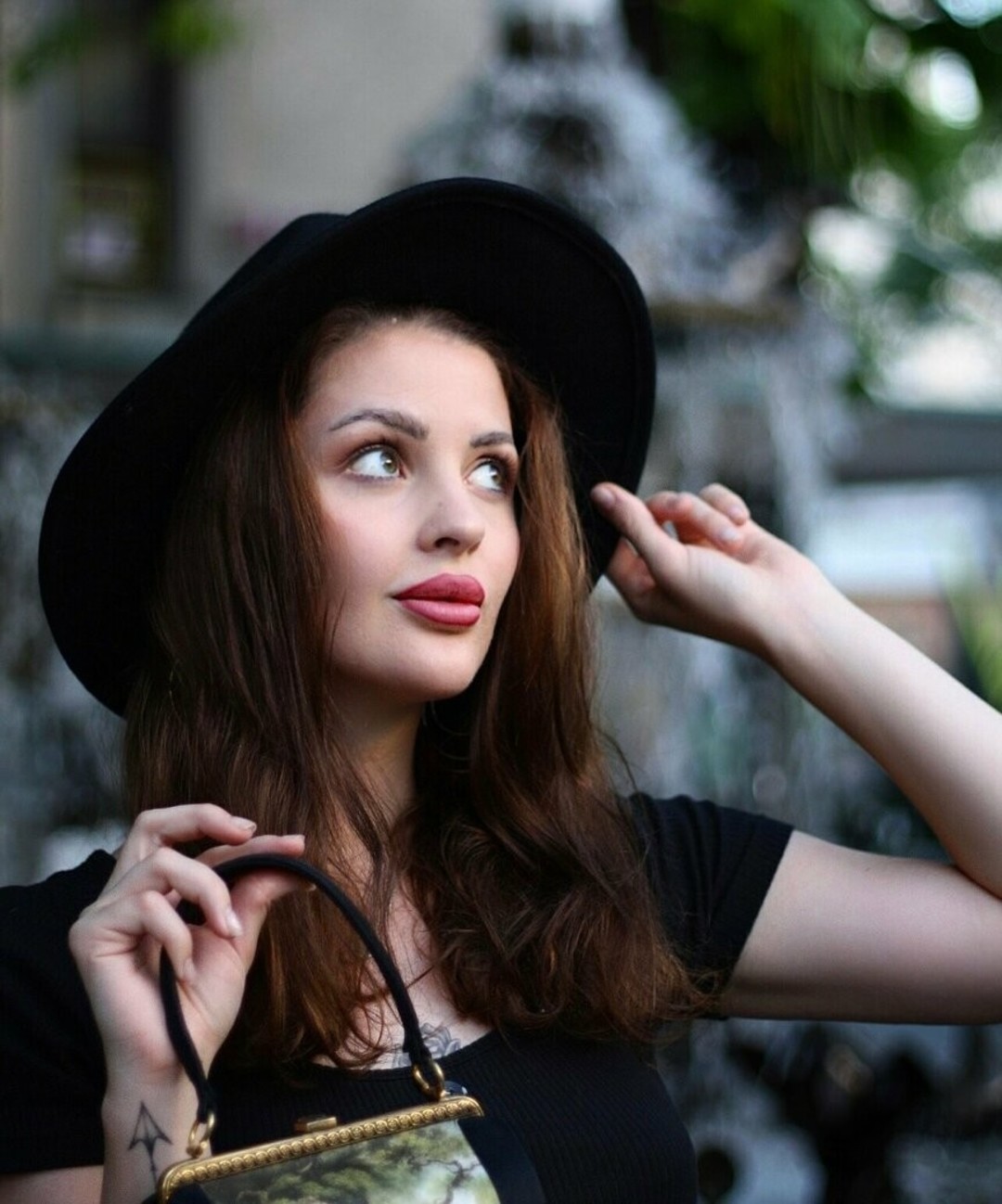 Photo nue de fuite OnlyFans de Mollypolly221 #18 Photo nue de fuite OnlyFans de Mollypolly221 #18