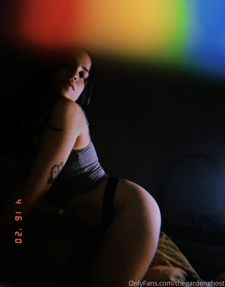 Photo nue de fuite OnlyFans de Thegardenghost