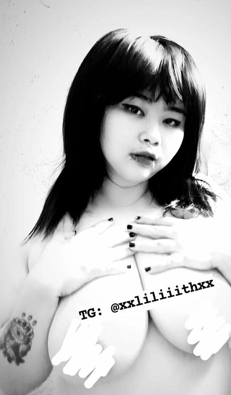 Photo nue de fuite OnlyFans de Luna Drei