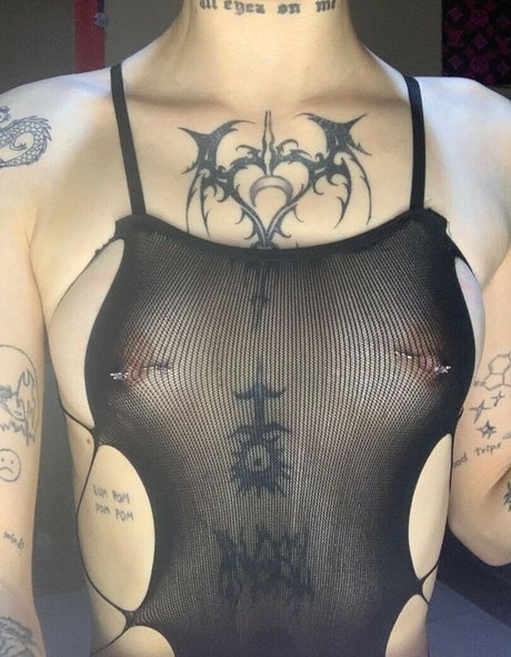 Cybergirlll