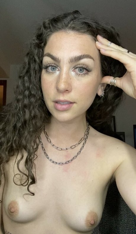 Photo nue de fuite OnlyFans de Spookykittyxxx