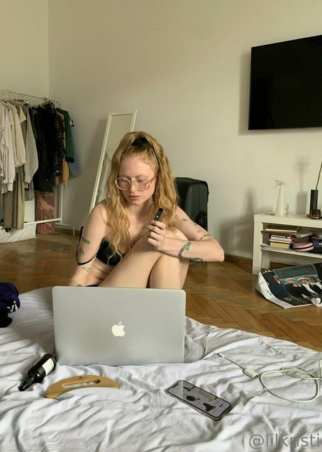 Photo nue de fuite OnlyFans de Lilkristi