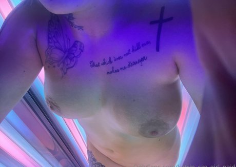 Photo nue de fuite OnlyFans de Katrinczegirlpaid