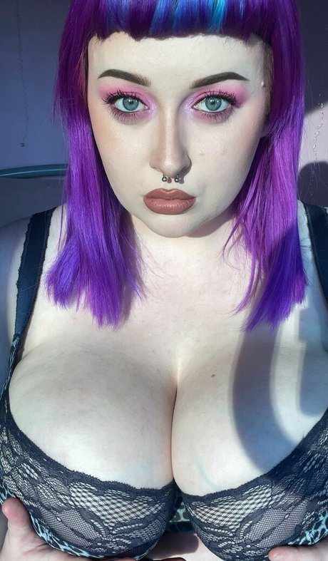 Chloe_nsfw