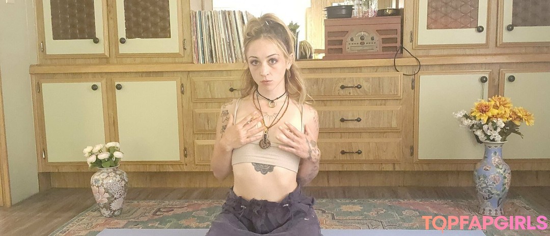 Photo nue de fuite OnlyFans de Lilsweetpeamarie #5 Photo nue de fuite OnlyFans de Lilsweetpeamarie #5