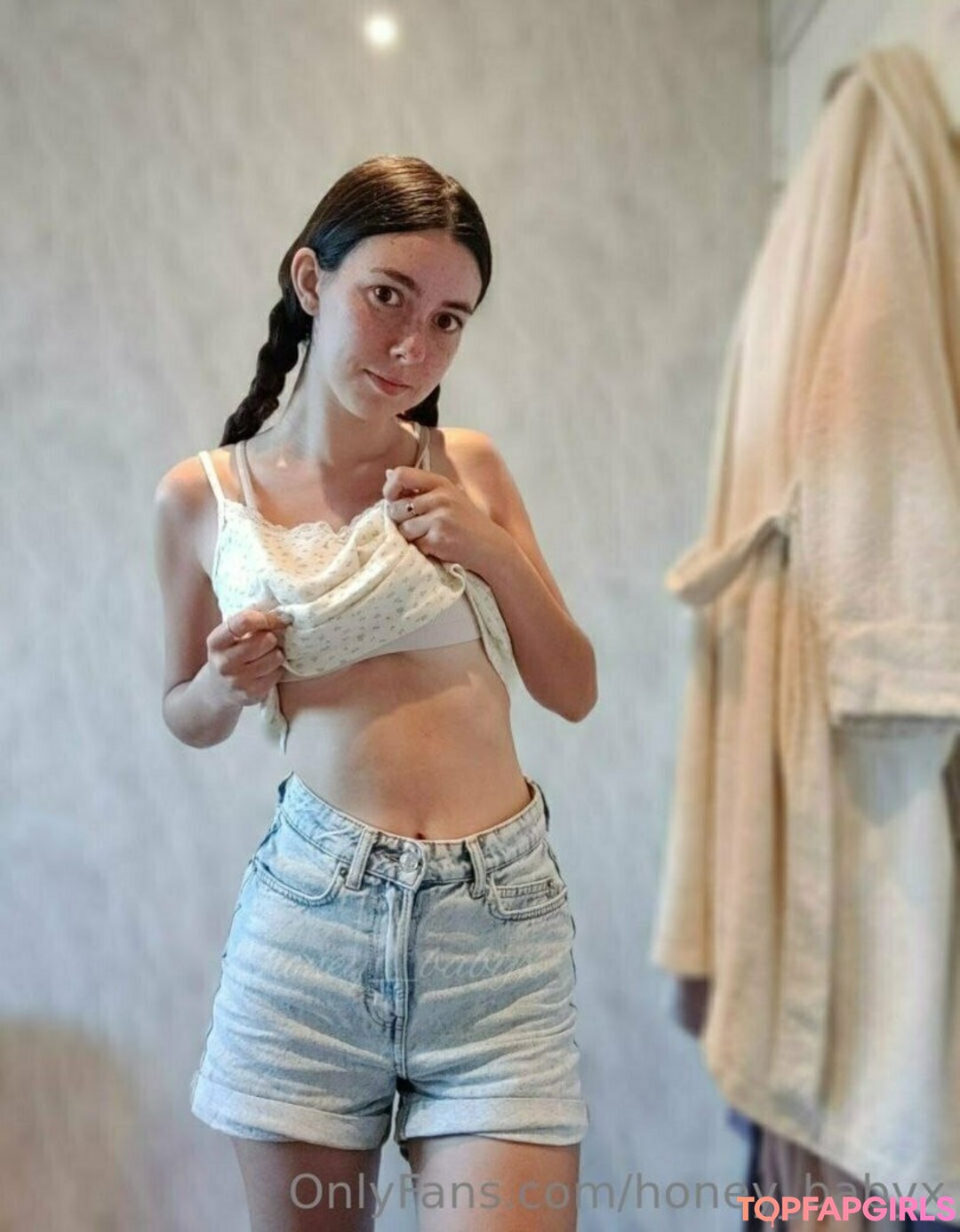 Photo nue de fuite OnlyFans de Baby Ash #73 Photo nue de fuite OnlyFans de Baby Ash #73