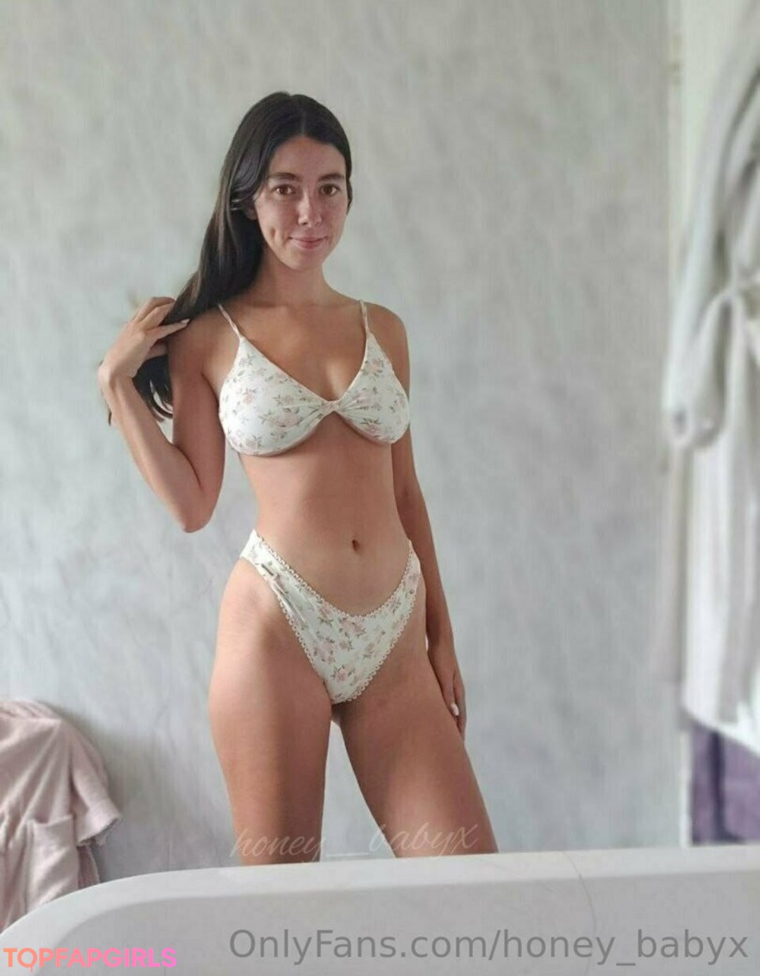 Photo nue de fuite OnlyFans de Honeybabyx #632 Photo nue de fuite OnlyFans de Honeybabyx #632