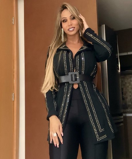 Agatha Ferraz